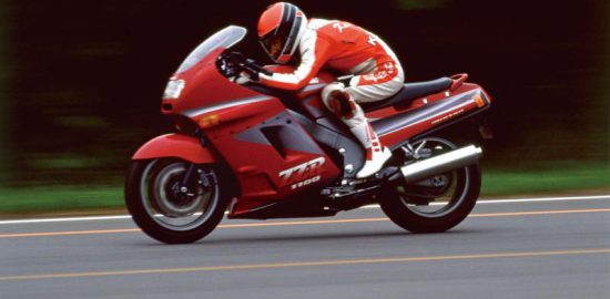 ZZR1100
