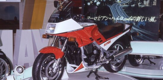 FJ1100　ヤマハ　東京モーターショー