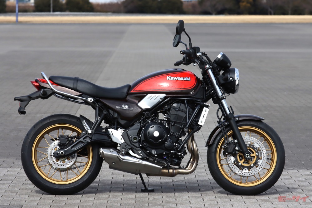 Z650RS　カワサキ　50周年