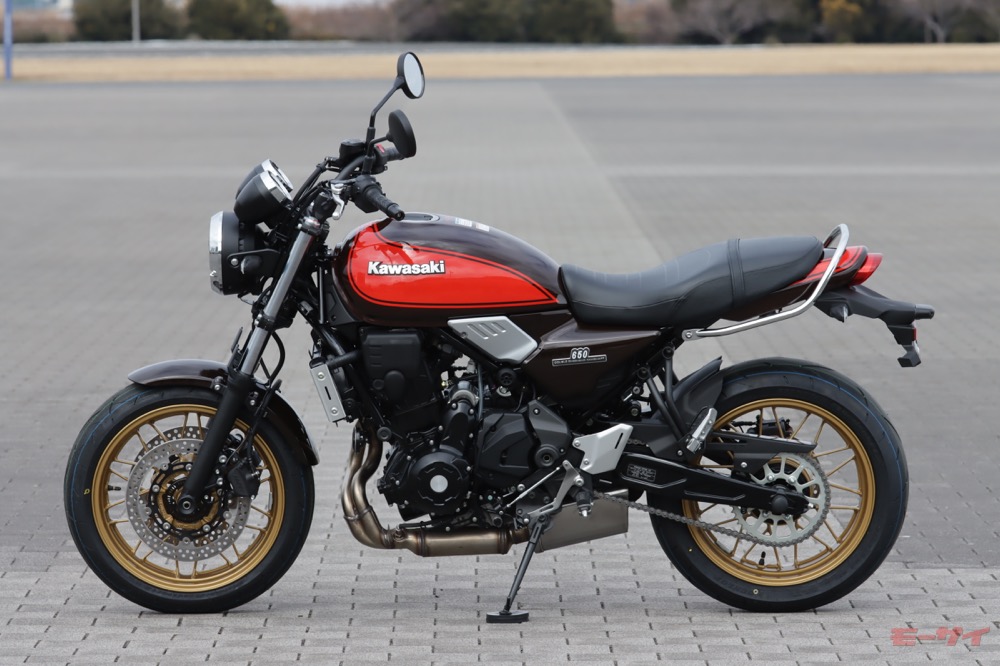 Z650RS　カワサキ　50周年