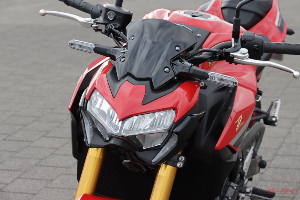 Z900　カワサキ　50周年