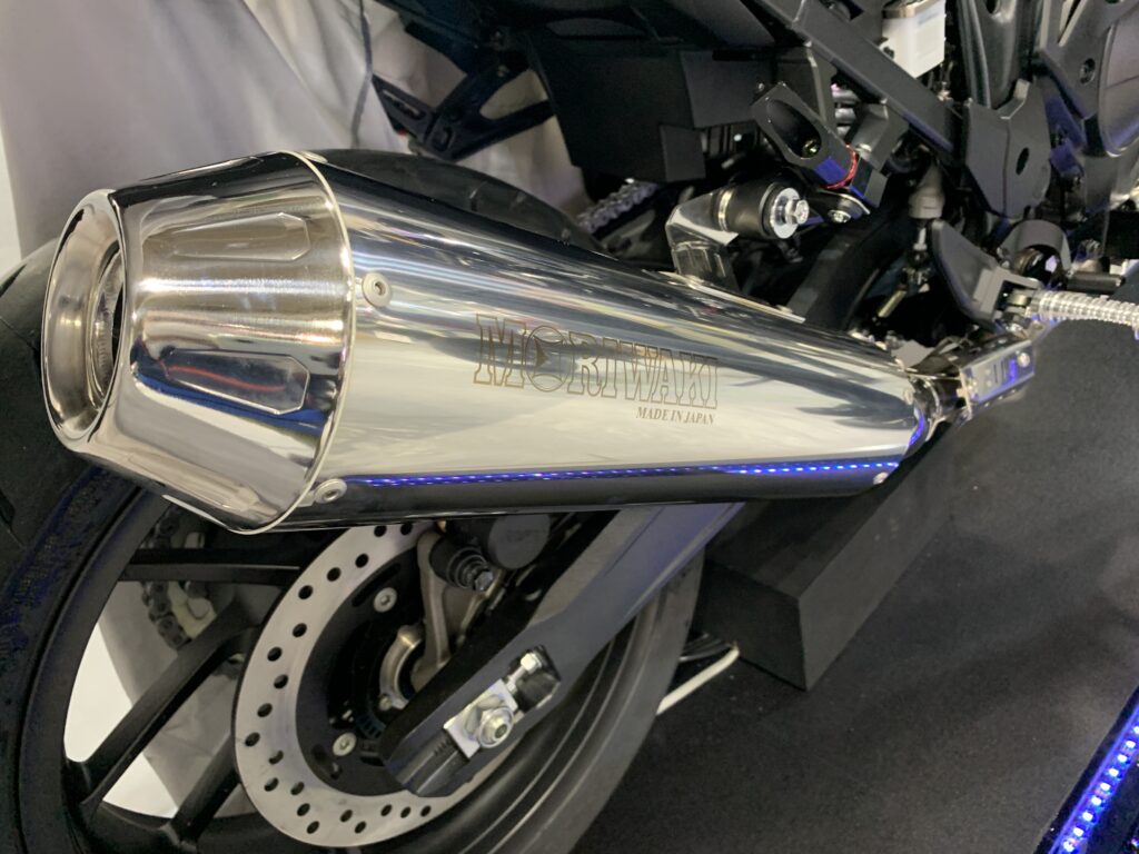 ホーク11　ホンダ　カスタマイズ