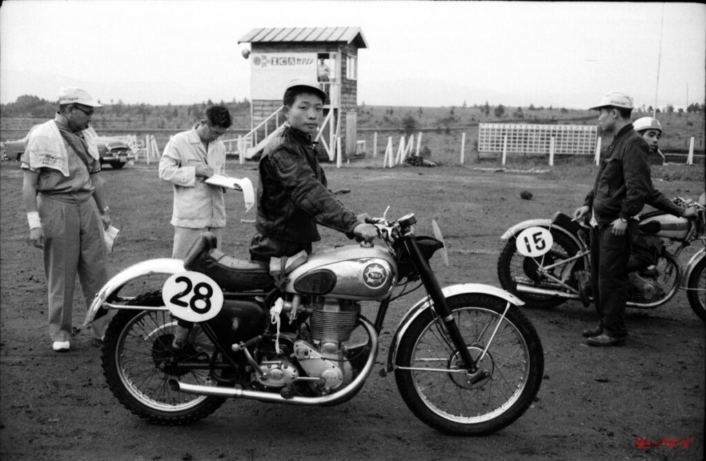 高橋国光　BSA　第１回クラブマンレース