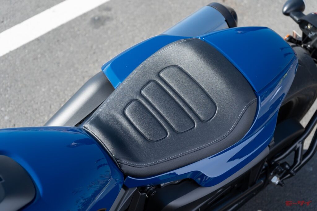 スポーツスターS　2023　シート　ハーレー