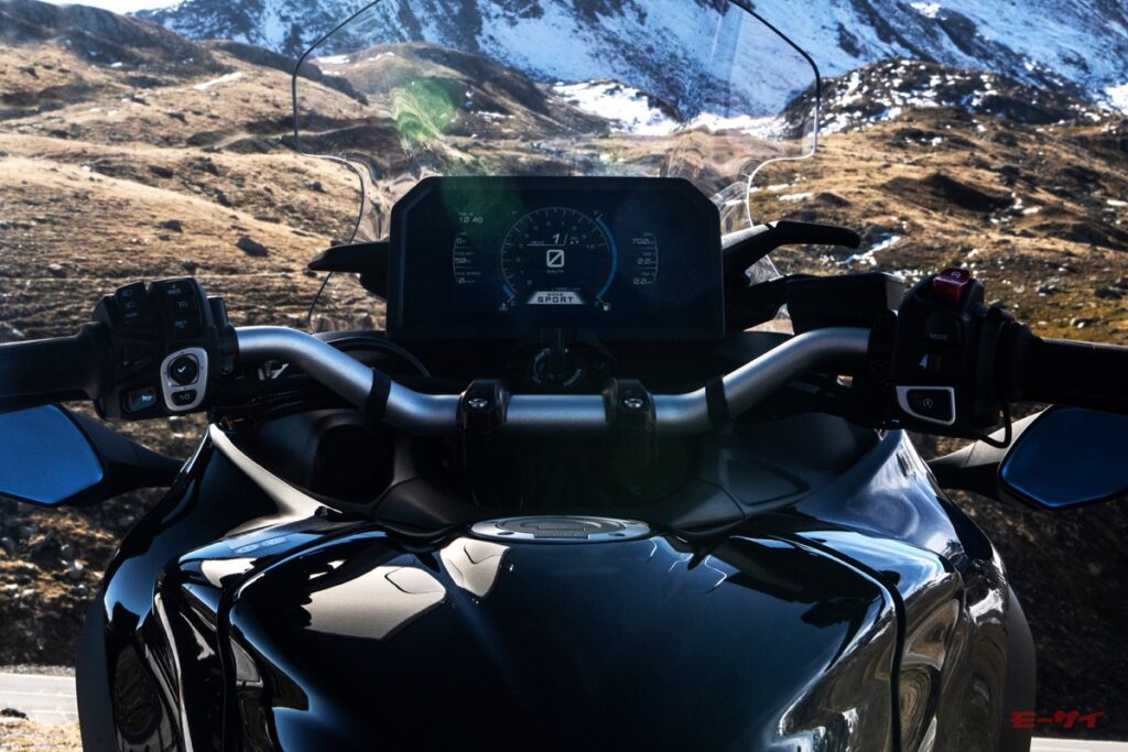 ナイケン　GT　メーター　ハンドル　ヤマハ　2023