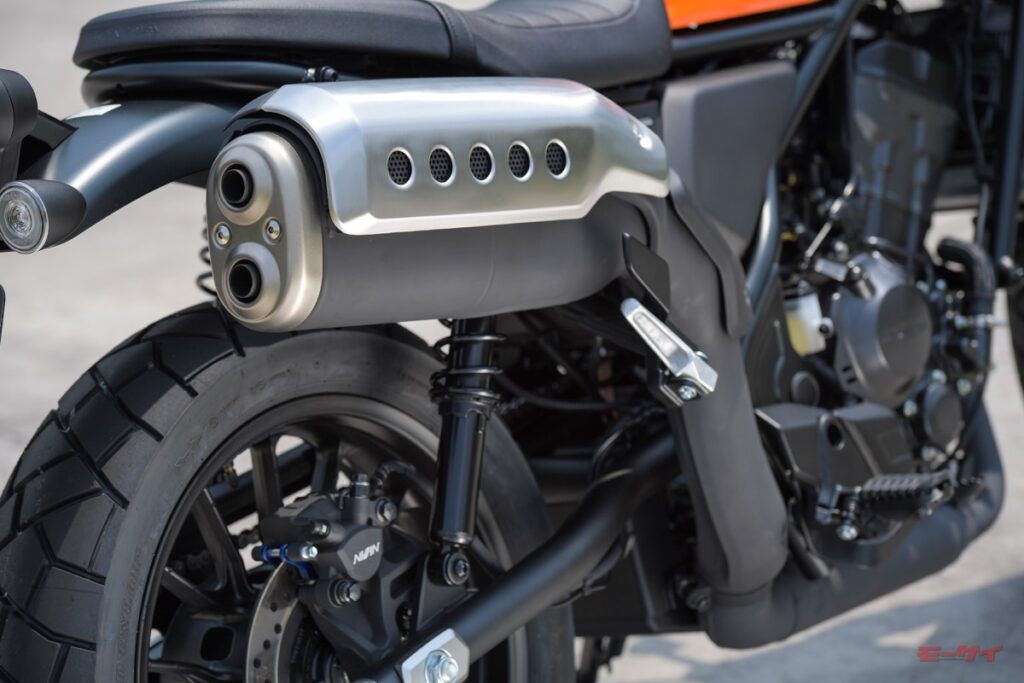 CL250　マフラー　ホンダ