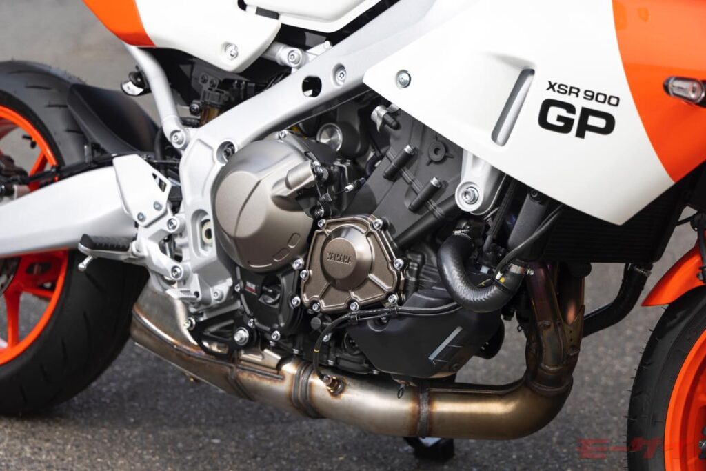 XSR900GP　エンジン　実車　モーターサイクルショー　ヤマハ