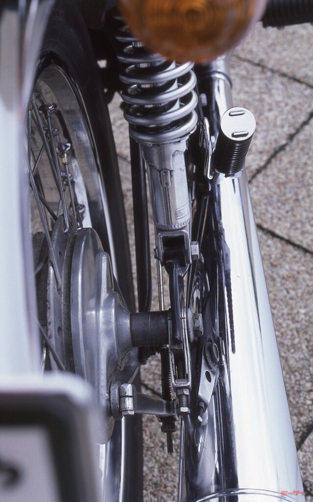 CB400Four　ヨンフォア　サスペンション　ホンダ　実車