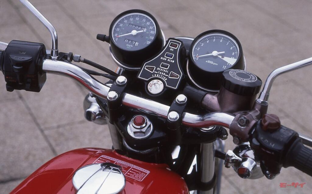 CB400Four　ヨンフォア　メーター　ホンダ　実車