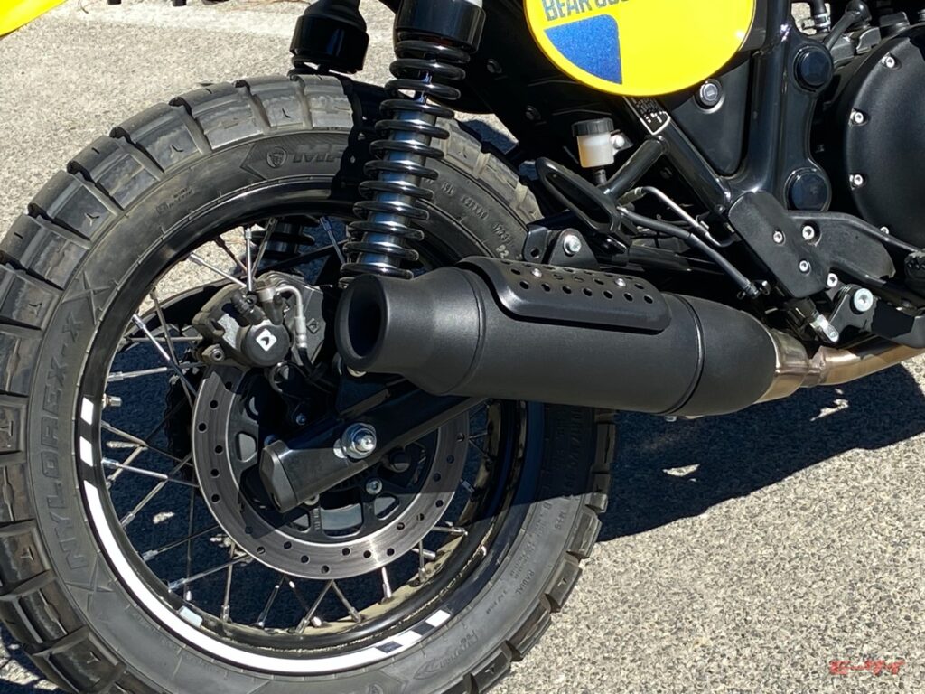 ベア650　ロイヤルエンフィールド　マフラー