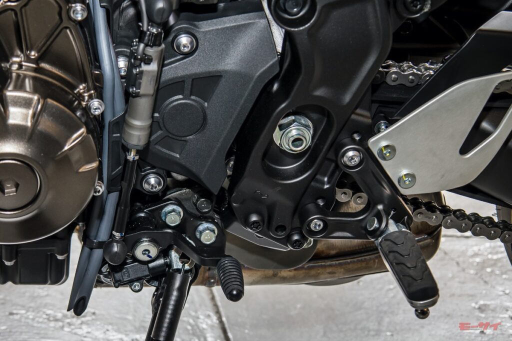XSR900　ヤマハ　2025　ステップ　シフトペダル