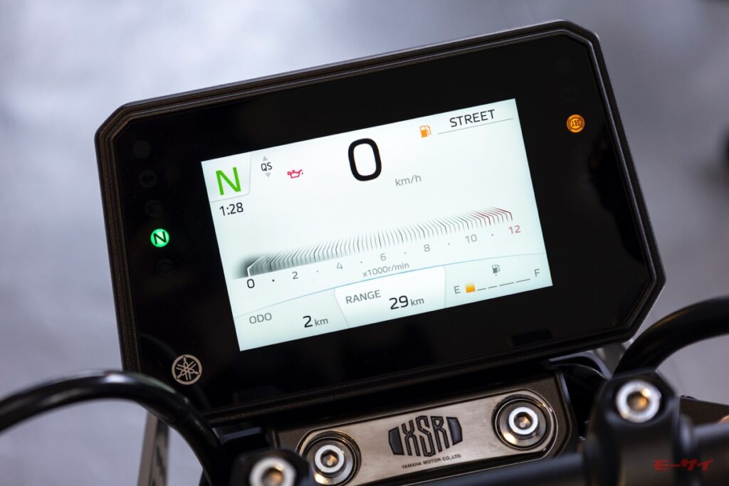 XSR900　ヤマハ　2025　メーター　５