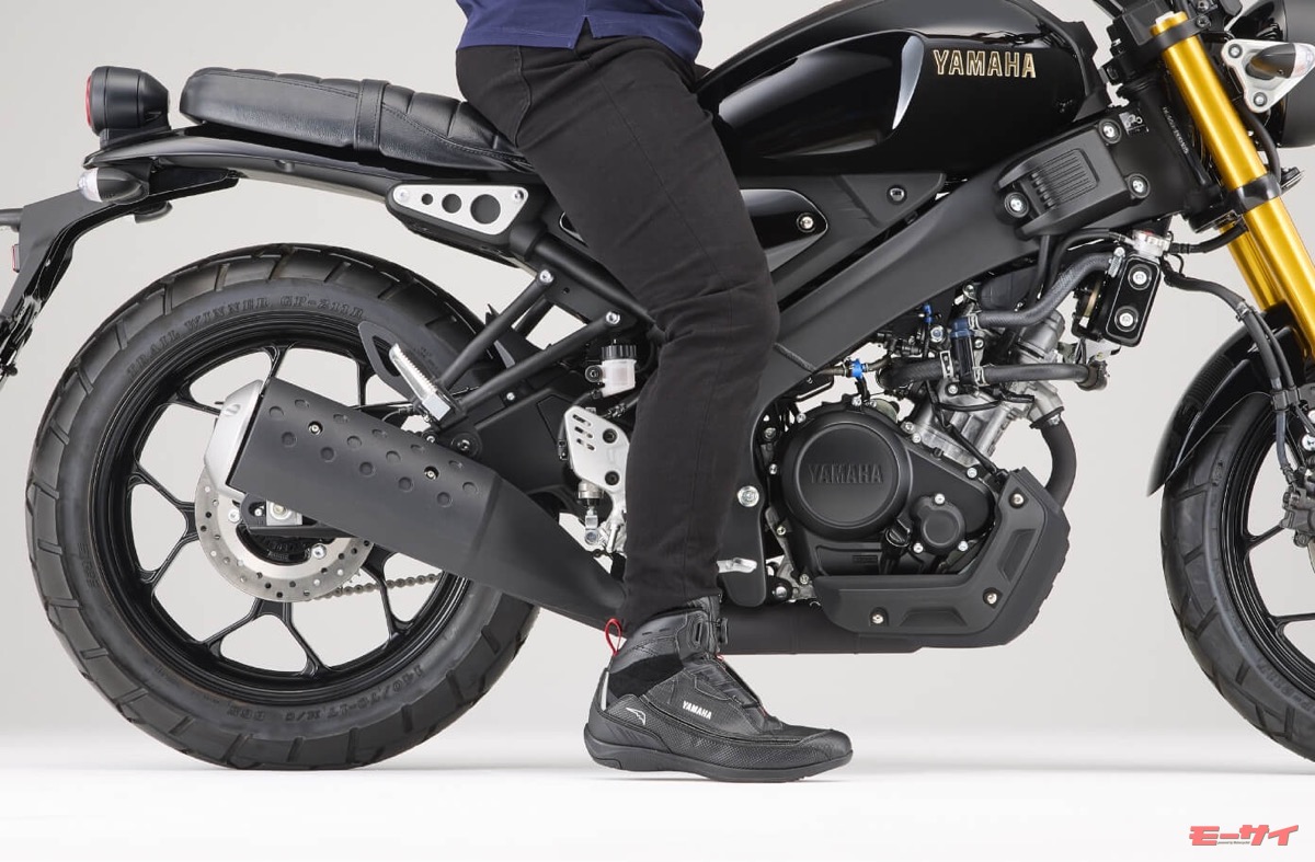 新色「XSR125 ABS」(506,000円)と足着き良好「アクセサリーパッケージXSR125 Low」(528,000円)が4月16日発売!