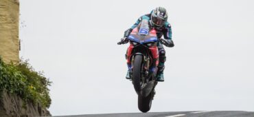 マン島　2025　パニガーレV2　ダンロップ