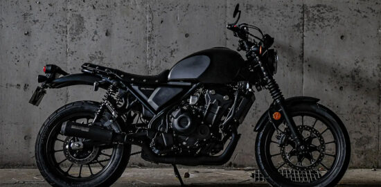 このバイクの車名ってわかる？ Rebel 250（レブル250）じゃないよ！DAYTONA×Dope製のCL250向け『カスタム』です！