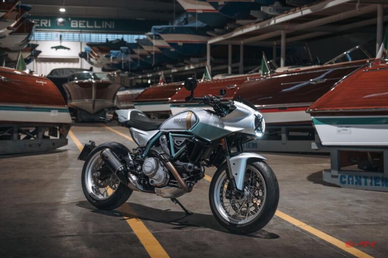 ドゥカティ伝説の再臨：100周年を祝う限定車「Formula 73」発表！ 873台限定モデルは、2026年春より欧州で先行販売。日本へも上陸 ...